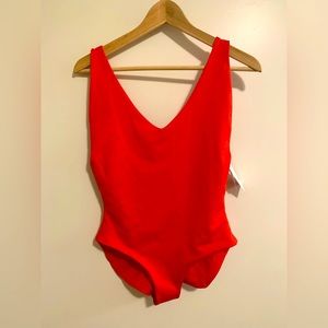 Londre Minimalist Bathingsuit NWT and liner